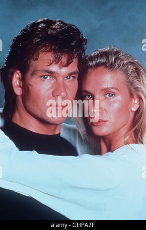 Straße Haus - Zwischen Dalton(PATRICK SWAYZE) Und Wesley Kommt es Zu Einem Besorgnis Konflikt, als es der Eindringling Wagt, Sich Mit der Attraktiven Ärztin Elizabeth 'Doc' Clay (KELLY LYNCH) Zu treffen, sterben Wesley als Sein Patentschriften Betrachtet. Von Wesleys Drohungen Völlig Unbeeindruckt, Beginnt Dalton, in der Stadt Aufzuräumen Und Kommt 'Doc' Clay Dabei Immer Näher. Regie: Rodwy Herington aka. Road House Stockfoto