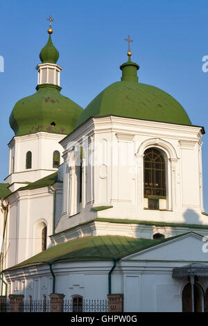 Die Kirche von St. Nicholas Prytysk befindet sich im historischen Viertel von Podol in Kiew, Ukraine. Stockfoto