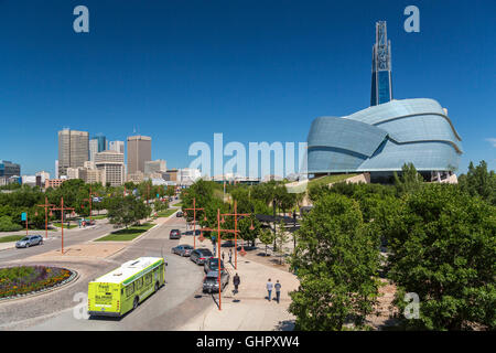 Die Skyline der Stadt von The Forks in Winnipeg, Manitoba, Kanada. Stockfoto