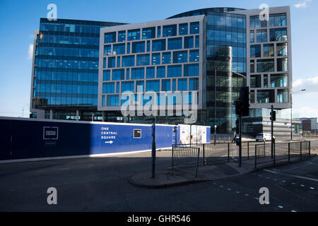 Ein Zentralplatz Bürogebäude in Cardiff, Südwales. Stockfoto