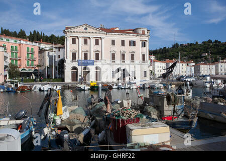 Hafen und Marine-Museum in Piran, Slowenien. Stockfoto