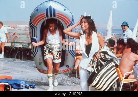 ZÄRTLICHE CHAOTEN - Szene Mit Ricky (THOMAS GOTTSCHALK) Und Sandy (DEBORAH SHELTON). Regie: Franz Josef Gottlieb Stockfoto