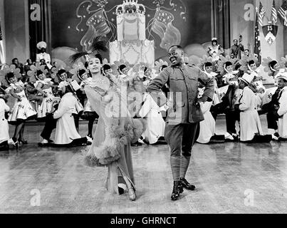 Der Tänzer Auf Den Stufen - Der Taenzer Auf Den Stufen Musical - USA 1943 - Regie: Andrew L. Stone Lena Horne, Bill Robinson und Katherine Dunham Dance Troupe Stockfoto