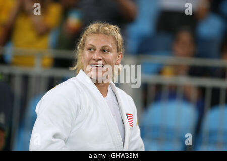 Rio De Janeiro, Rio De Janeiro, Brasilien. 11. August 2016.  Amerikanische Judoka Kayla Harrisonda Kategorie Schwergewicht gewinnt Gewicht (78kg) Frauen Judo Olympiade in Rio De Janeiro 2016 Carioca 2 Arena in Brasilien und die Goldmedaille zu bekommen. Französisch Audrey Tcheuméo holte Silber und brasilianischen Mayra Aguiar und der slowenischen Anamari VelenÅ¡ek nahm Bronze. Foto: Geraldo Bubniak Credit: Geraldo Bubniak/ZUMA Draht/Alamy Live News Stockfoto