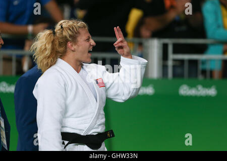 Rio De Janeiro, Rio De Janeiro, Brasilien. 11. August 2016.  Amerikanische Judoka Kayla Harrisonda Kategorie Schwergewicht gewinnt Gewicht (78kg) Frauen Judo Olympiade in Rio De Janeiro 2016 Carioca 2 Arena in Brasilien und die Goldmedaille zu bekommen. Französisch Audrey Tcheuméo holte Silber und brasilianischen Mayra Aguiar und der slowenischen Anamari VelenÅ¡ek nahm Bronze. Foto: Geraldo Bubniak Credit: Geraldo Bubniak/ZUMA Draht/Alamy Live News Stockfoto