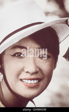 VERRAT IN DER BUCHT - Kriegsschauplatz Philippinen 1944: Ein Trupp Marines Erhält Den Auftrag, sterben Invasion von General MacArthur Vorzubereiten. Über Die Festveranstaltung Spionin Miyazaki (TISA CHANG) Hoffen Sie, Lebenswichtige Informationen Über Die Verminung der Landebucht Zu Kommen. Regie: Ron Winston aka. Ambush Bay Stockfoto