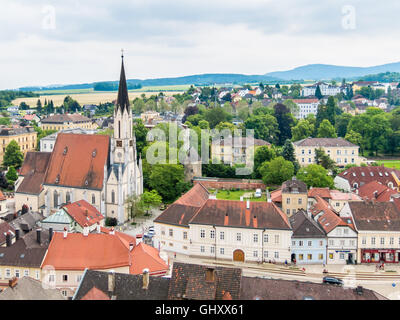 Blick auf Kirche und Stadt Melk Abtei in Wachau Valley, Niederösterreich Stockfoto