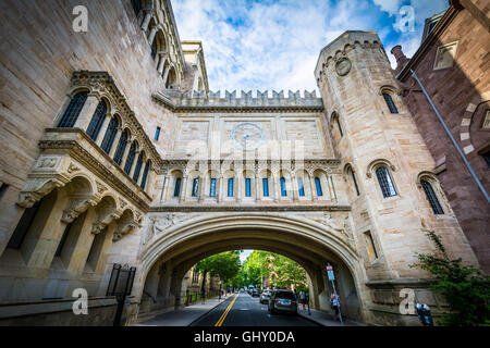 Die High Street Bogen an der Yale University in New Haven, Connecticut. Stockfoto