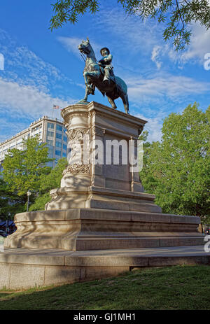 Allgemeine Winfield Scott Hancock-Statue befindet sich in Washington D.C., USA. Es besteht aus Bronze von Henry Jackson Ellicott zusammen mit dem Architekten Paul J. Pelz. Es wurde am 12. Mai 1896 eröffnet. Stockfoto