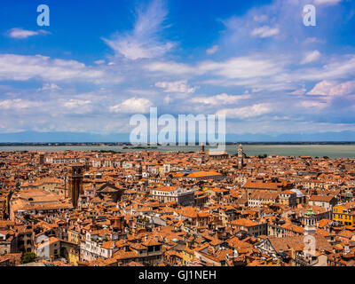 Luftaufnahme von Venedig Terrakotta Dächer, Venedig, Italien Stockfoto