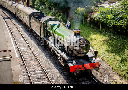 Eine treibende Erfahrung natürlich spezielle Dampfzug auf der Gloucestershire & Warwickshire Railway bei Winchcombe Station in Großbritannien Stockfoto