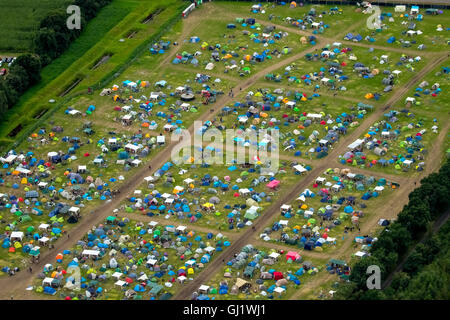 Luftaufnahme, Ruhrpott Rodeo, camping, Zelte, Punk-Festival, Musik-Festival auf dem Flughafen Schwarze Heide Bottrop, Bottrop, Stockfoto