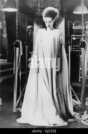 Frankensteins Fotoarbeit (die Braut von Frankenstein) USA 1935 Regie: James Whale Szene: ELSA LANCHESTER Stockfoto