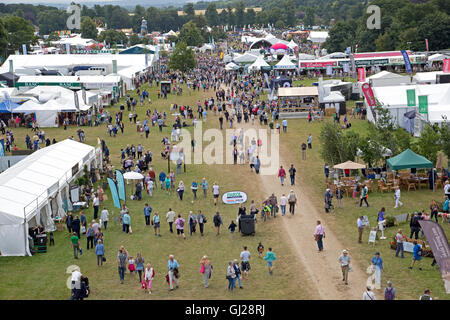 Scharen von Besuchern bei Countryfile Live am ersten Tag Blenheim Palace 2016 Woodstock UK Stockfoto