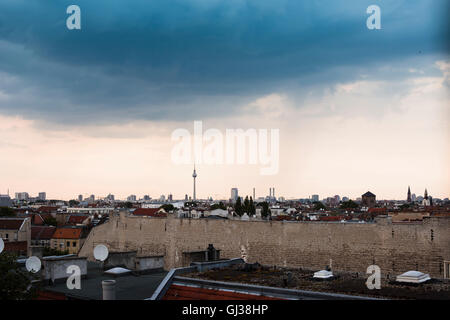 Blick über Dächer, Berlin, Deutschland Stockfoto