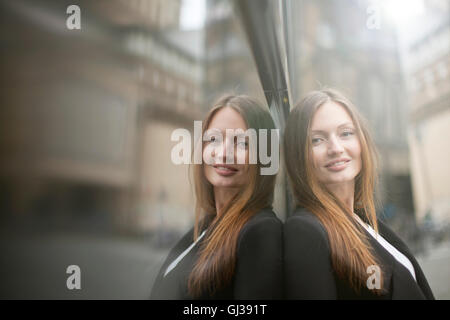 Mitte adult Geschäftsfrau Freiburg, Deutschland Stockfoto