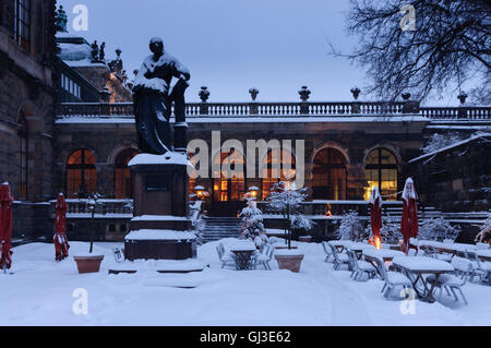 Dresden: Cafe Altmeister Kunstgalerie im Zwinger im Schnee, Deutschland, Sachsen, Sachsen, Stockfoto