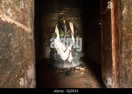 Idol von Lord Ganesha (Ganapathy) bei Tanjavur Brihadeshwara Tempel, TamilNadu gesehen. Indien Stockfoto