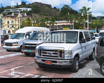 dh Marigot St. MARTIN Karibik Taxi Busse Stockfoto