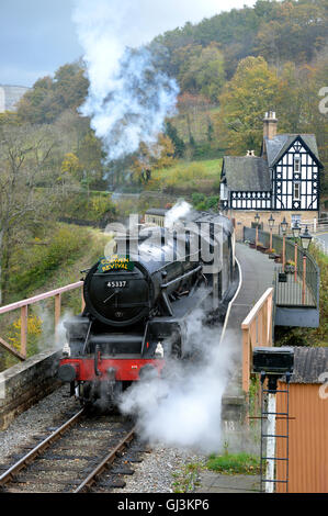 Der Dampfzug Corwen Revival in Berwyn Station, Llangollen auf Llangollen Heritage-Linie, North Wales, UK Stockfoto