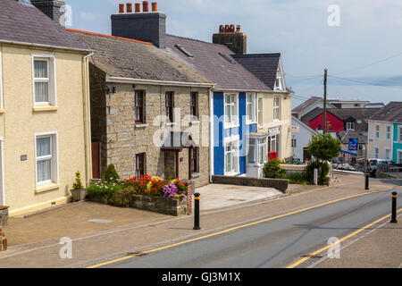 Auf der Suche nach unten Church Street in New Quay, Ceredigion, Mid Wales, UK Stockfoto