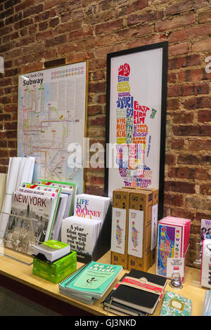 Geschenk-Shop auf der Lower East Side Tenement Museum, 97 Orchard Street, NYC Stockfoto