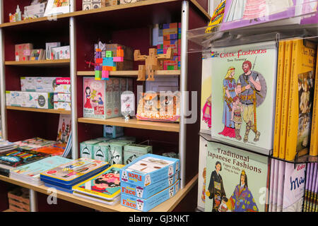 Geschenk-Shop auf der Lower East Side Tenement Museum, 97 Orchard Street, NYC Stockfoto