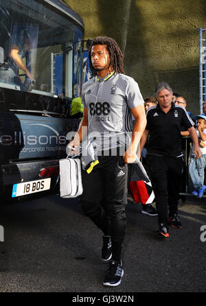 Nottingham Forest Hildeberto Pereira kommt im Stadium vor dem Himmel Bet Championship Spiel im AMEX Stadium Brighton. Stockfoto