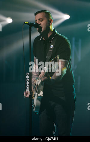 FORT LAUDERDALE FL - 11 AUGUST: Anthony Raneri der Bayside führt auf Revolution am 11. August 2016 in Fort Lauderdale, Florida. MPI04 / MediaPunch Stockfoto