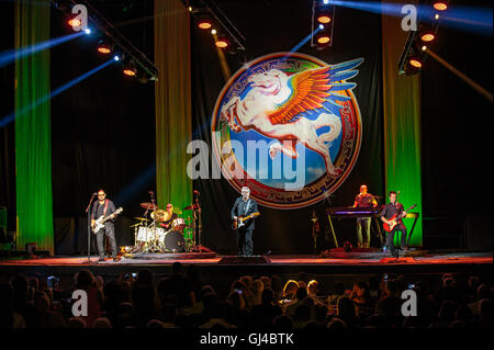 Las Vegas, NV, USA. 12. August 2016. Haus Abdeckung *** Steve Miller Band führt auf The Chelsea im The Cosmopolitan of Las Vegas in Las Vegas, NV am 12. August 2016. Bildnachweis: Erik Kabik Fotografie/Medien Punch/Alamy Live-Nachrichten Stockfoto