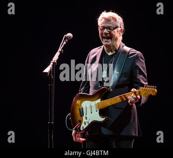 Las Vegas, NV, USA. 12. August 2016. Haus Abdeckung *** Steve Miller Band führt auf The Chelsea im The Cosmopolitan of Las Vegas in Las Vegas, NV am 12. August 2016. Bildnachweis: Erik Kabik Fotografie/Medien Punch/Alamy Live-Nachrichten Stockfoto