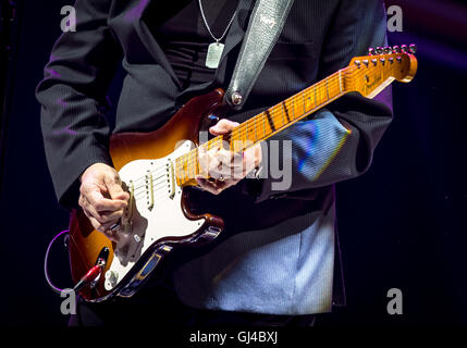 Las Vegas, NV, USA. 12. August 2016. Haus Abdeckung *** Steve Miller Band führt auf The Chelsea im The Cosmopolitan of Las Vegas in Las Vegas, NV am 12. August 2016. Bildnachweis: Erik Kabik Fotografie/Medien Punch/Alamy Live-Nachrichten Stockfoto