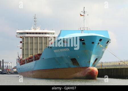 Containerschiff nordischen Bremen in Hamburg Stockfoto