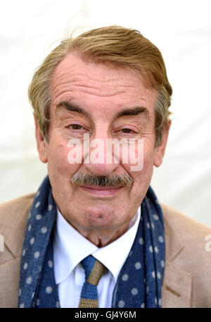 Englische spielte Schauspieler John Challis Aubrey "Boycie" Boyce in lang andauernden BBC Fernsehen-Reihe nur Dummköpfe und Pferde Stockfoto