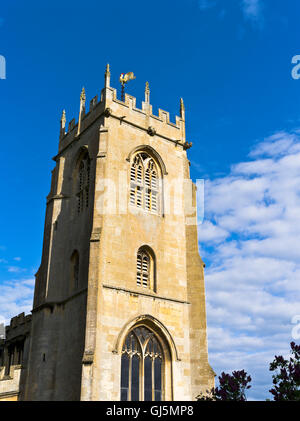 dh Winchcombe WINCHCOMBE GLOUCESTERSHIRE St Peters Norman Dorf Kirche Glockenturm Tower england cotswolds Stockfoto