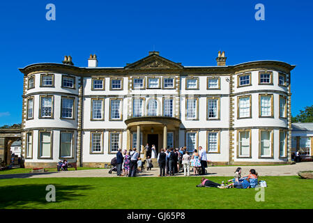 Hochzeit in Sewerby Hall, in der Nähe von Bridlington, East Yorkshire, England UK Stockfoto