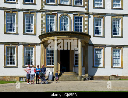 Die Fassade des Sewerby Hall, in der Nähe von Bridlington East Yorkshire, England UK Stockfoto