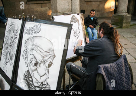 Straße Karikatur-Künstler-o die Straßen von Santiago De Compostela. Tausende von Besucher und Pilger versammeln sich in Santiago de Compo Stockfoto