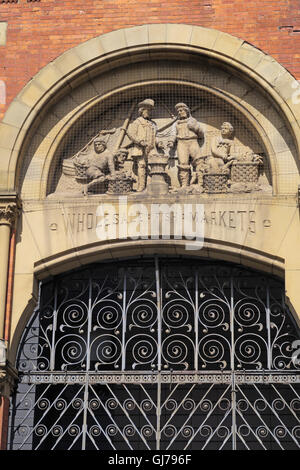 Smithfield alte Märkte geformte Figuren, Manchester City Centre, England, UK-Fisch Verkauf Stockfoto