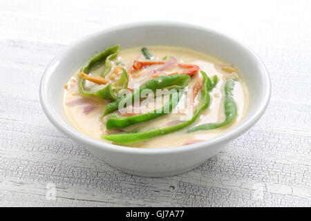 EMA Datshi (traditionelle Chili Käse Eintopf), bhutanesischen Küche Stockfoto