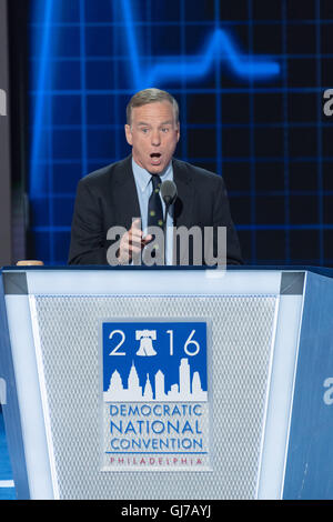 Ehemalige Vermont Gouverneur Howard Dean sprechen während des 2. Tages der Democratic National Convention im Wells Fargo Center 26. Juli 2016 in Philadelphia, Pennsylvania. Stockfoto