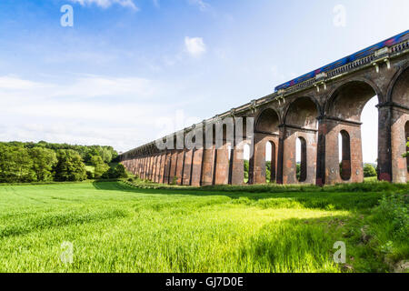 Balcombe Ouse Valley Viaduct von John Urpeth Rastrick für London und Brighton Railway entworfen und fertiggestellt im Jahre 1842 1931eingeweihte Stockfoto