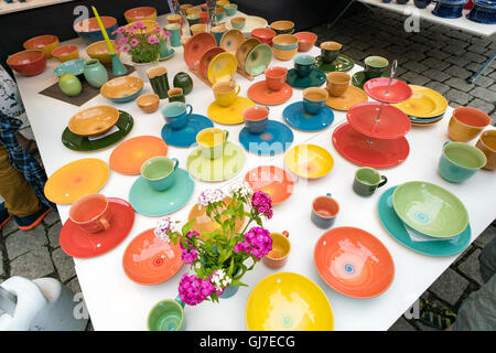 GERA, Deutschland - 29. Mai 2016: Keramik und Töpfe Markt Stockfoto