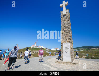 SINTRA, PORTUGAL - 15. Juli 2016: Denkmal erklärt Cabo da Roca als westlichste Ausdehnung des europäischen Kontinents in Cabo da Roc Stockfoto