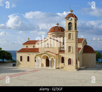 St. Raphael Kirche, Pachyammos, Chrysohou Bay, Zypern Kirche des Heiligen Rafil, Nikolaos und Paradies eröffnet 3. Mai 1992 Stockfoto