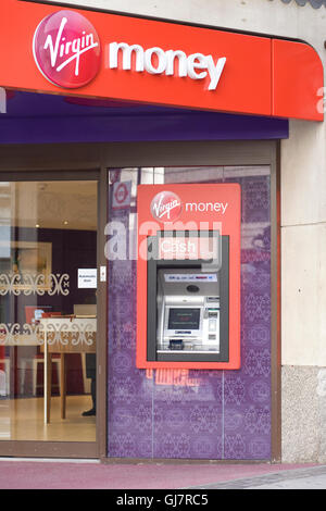 Virgin Money Gebäude mit Punkt Geldautomat Stockfoto