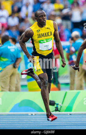 Rio De Janeiro, Brasilien. 13. August 2016. Usain Bolt (JAM) im Wettbewerb mit den Herren 100m Vorläufe bei den Olympischen Sommerspielen 2016. © Paul J. Sutton/PCN-Fotografie. Bildnachweis: PCN Fotografie/Alamy Live-Nachrichten Stockfoto