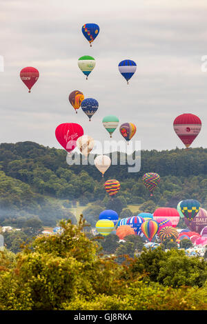 Bristol, UK. 14. August 2016. Morgen Masse Aufstieg am Bristol International Balloon Fiesta 2016, England, Vereinigtes Königreich, Europa. Bildnachweis: Sebastian Wasek/Alamy Live-Nachrichten Stockfoto