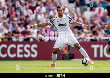 London, UK. 7. August 2016. Medhi Benatia (Juventus) Fußball: Vorbereitungsspiel, Bet Weg Cup match zwischen West Ham 2-3 Juventus im Olympiastadion in London, England. © Maurizio Borsari/AFLO/Alamy Live-Nachrichten Stockfoto