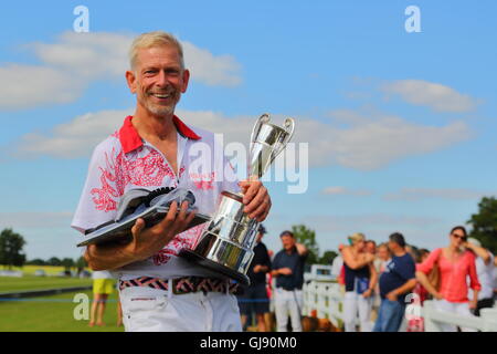 Ascot, Berkshire, UK. 14. August 2016. 2 Ziel-Turnier-Finale wurde zwischen asiatischer Kunst und Emsworth Polo Gelände Credit: Uwe Deffner/Alamy Live News Stockfoto